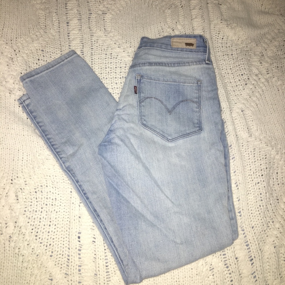 Levi’s Bold Curve Mid Rise Skinny Jeans